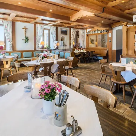 Hotel-gasthof Huber Szálloda 3*