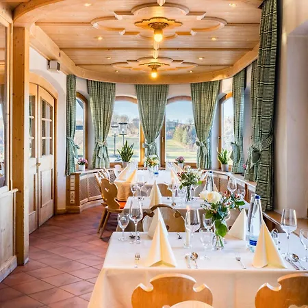 Hotel-gasthof Huber Szálloda Ebersberg