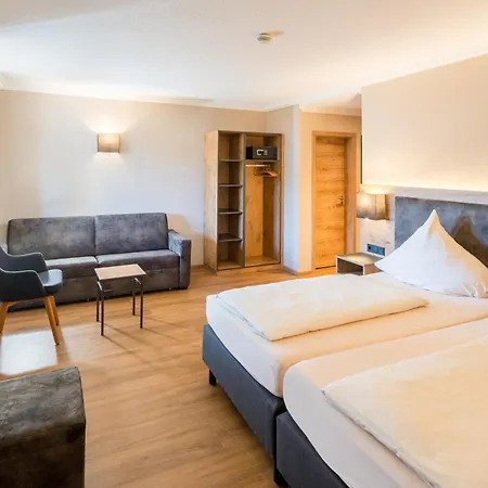 Hotel-gasthof Huber מלון 3*