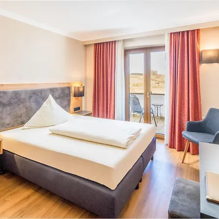 Hotel-gasthof Huber אברסברג