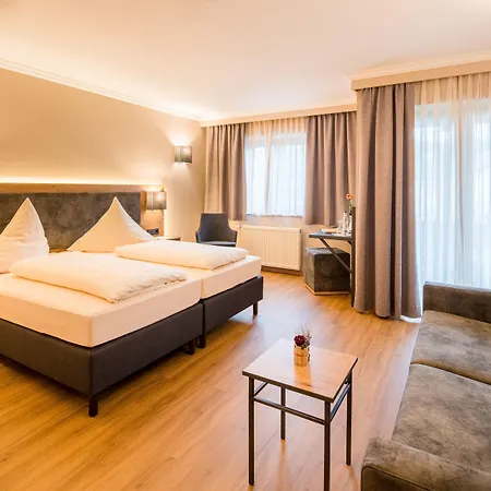 Hotel-gasthof Huber מלון אברסברג
