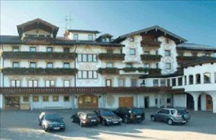 מלון Hotel-gasthof Huber 3*