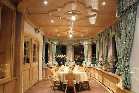 Hotel-gasthof Huber מלון 3*