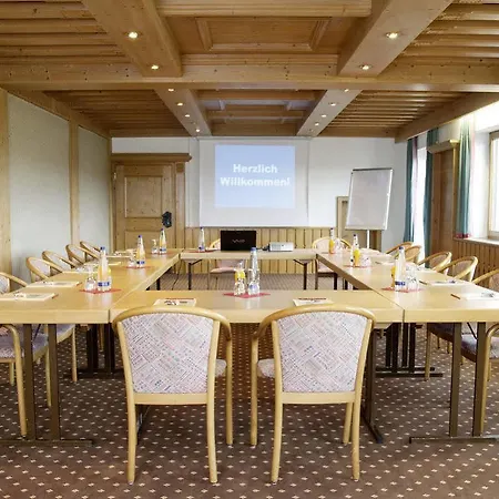 מלון Hotel-gasthof Huber