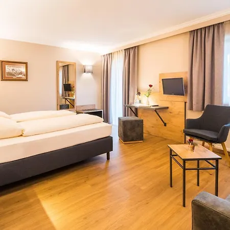Hotel-gasthof Huber Ebersberg